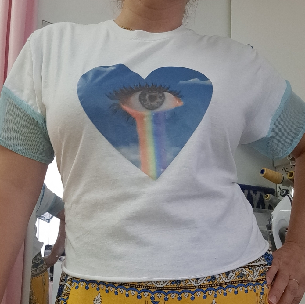 white T-shirt scoop neck designed